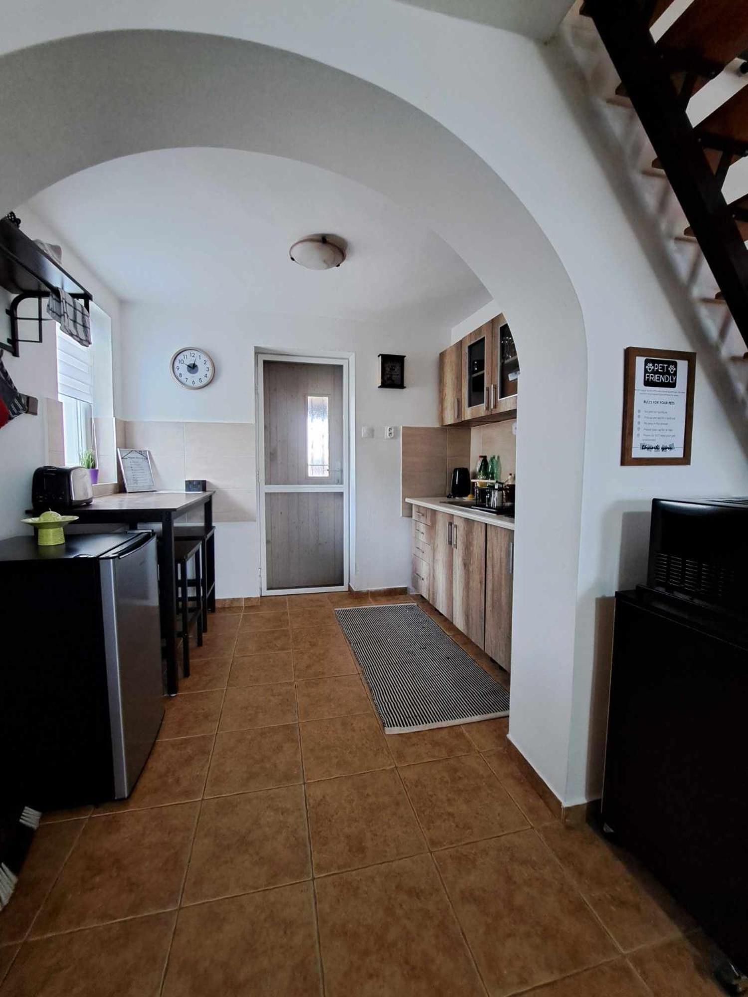 Grapeline Guesthouse Chotin Экстерьер фото
